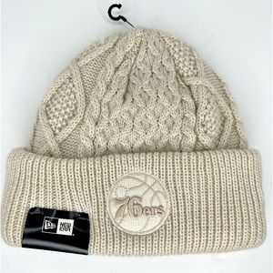 NWT Philadelphia 76ers Women’s Winter Hat